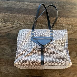 Stella & Dot White and Black Patterned Tote GUC